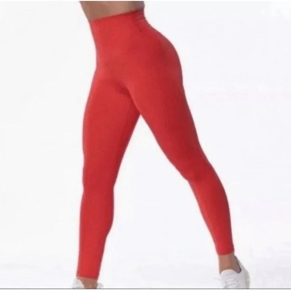 SHEFIT Boss Leggings Women 2Luxe 2X Red Rush SilkSculpt Crown Embossed Athletic